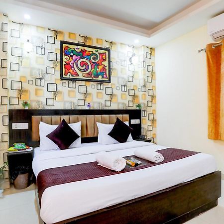 Hotel Luxury Global New Delhi Luaran gambar